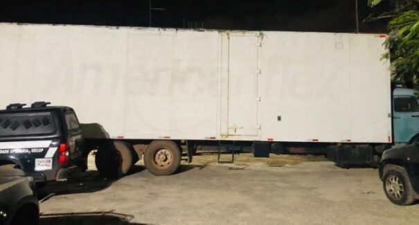 Carga contrabandeada de cigarro avaliado em R$ 1 milhão é apreendida pela polícia
