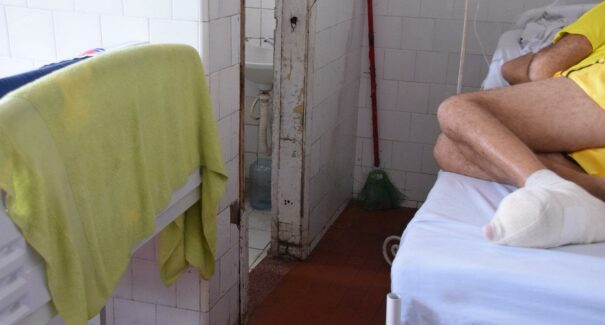 Anexo do Socorrão I apresenta problemas de estrutura e higiene