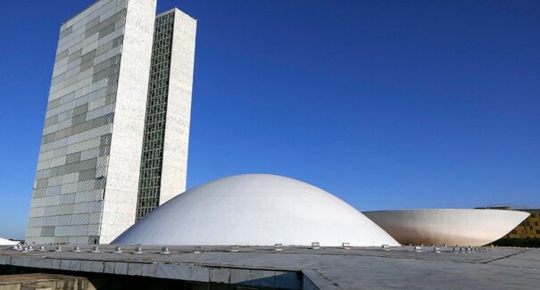 PEC da Transição é aprovada na Câmara dos Deputados