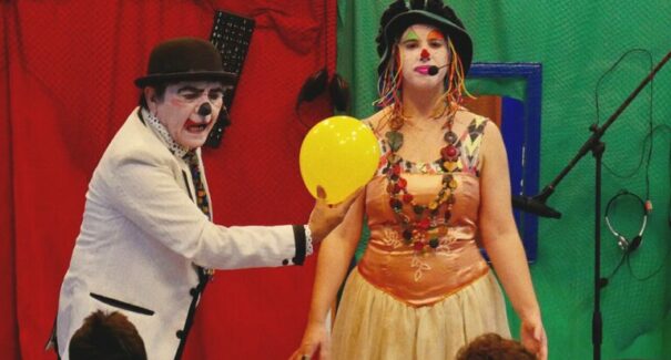 Espetáculo “Uma Ópera e Três Palhaços” nesta terça-feira (20)