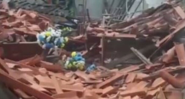 Bebê de três meses morre após queda do teto de igreja em Maraçacumé