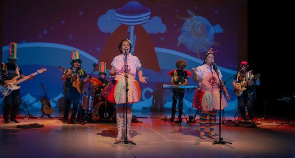Sesc traz musical infantil “Jujubas” na programação especial do Dia das Crianças