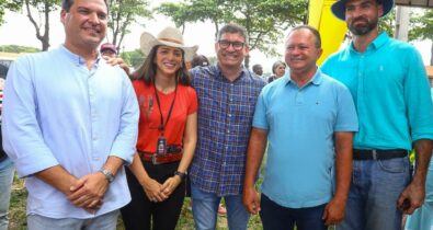 Carlos Brandão se reúne com agropecuaristas durante visita à Expoema