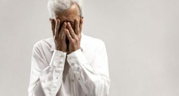 A OMS faz alerta para tendência no aumento de casos de Alzheimer no mundo