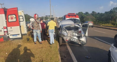 Racha pode ter provocado grave acidente na Via Expressa, nessa terça-feira (27)