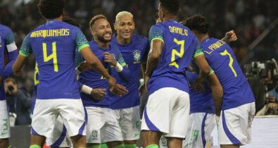 Brasil goleia Tunísia no último amistoso antes da convocação para a Copa