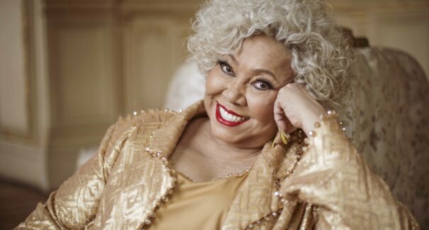 A VIBRA São Paulo apresenta Alcione para celebrar os 50 anos de música