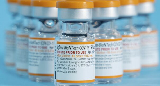 Anvisa aprova vacina da Pfizer para crianças de 6 meses a 4 anos