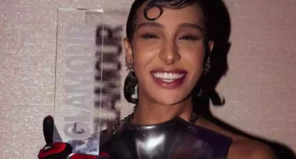 Artista Linn da Quebrada é eleita “Mulher do Ano” no Prêmio Geração Glamour 2022