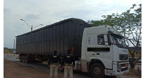 Veículo é flagrado com sistema antipoluição inoperante, em Imperatriz