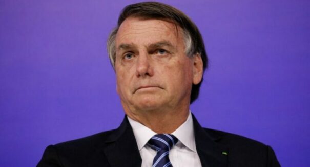 Biografia das redes sociais de Bolsonaro é alterado depois de 13 dias de governo Lula