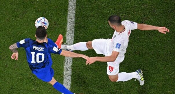 Estados Unidos vence o Irã e avança para as oitavas de final