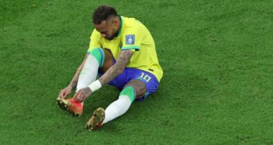 Médico da seleção tem dúvidas sobre participação de Neymar nas oitavas de final