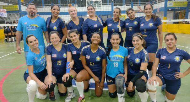 Equipes semifinalistas do torneio feminino serão definidas ainda nesta sexta-feira (4)