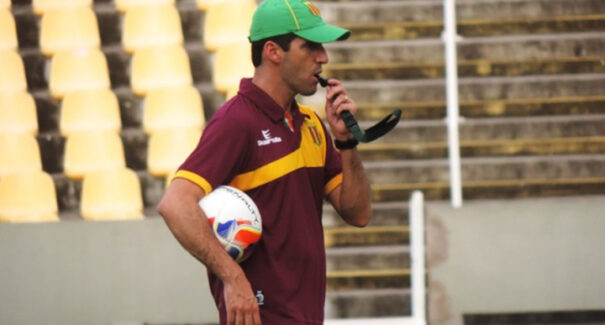 Sem Léo Condé, Sampaio está à procura de novo técnico