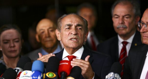 PEC da Transição é formalizada no Senado