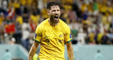 Com vitória sobre a Dinamarca, Austrália volta às oitavas de uma Copa após 16 anos