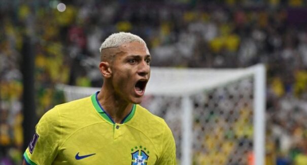 Seleção estreia com vitória na Copa do Catar com dois gols de Richarlison