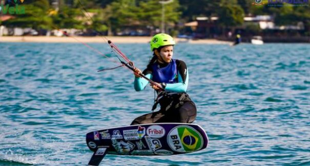 Kitesurfista Socorro Reis fatura mais um título nacional
