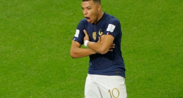 França vence a Polônia e garante vaga nas quartas de final