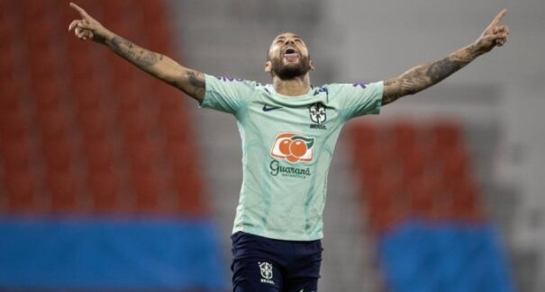 Com bom desempenho de Neymar em treino, Seleção ganha fôlego para oitavas