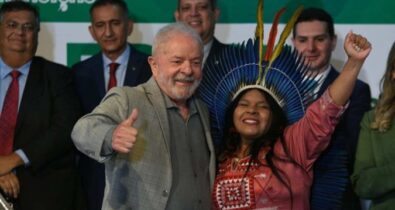 Lula sanciona lei que equipara injúria racial ao racismo
