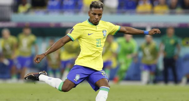 Brasil enfrenta Camarões tentando manter 100% de aproveitamento na Copa