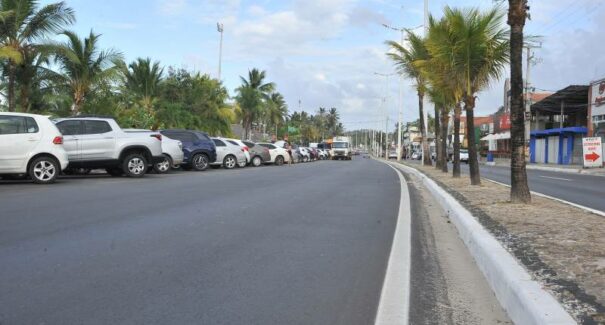 Avenida Litorânea terá mais um horário de estacionamento em novo trecho