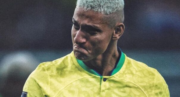 “Golpe mais forte que eu já recebi”, desabafa Richarlison após derrota