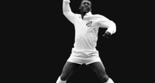 Famosos prestam homenagens a Pelé nas redes sociais