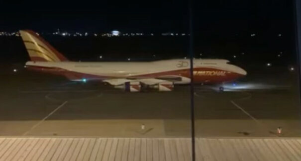 Em São Luís, aeroporto recebe pouso de um dos maiores aviões do mundo