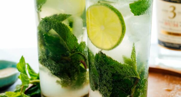 Aprenda a fazer drinks especiais e aproveite as festas da virada de forma saudável