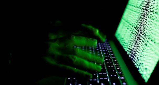 Veja dicas de como fugir das armadilhas dos hackers em golpes na web