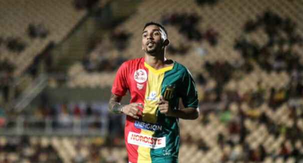 Lateral Mateusinho do Sampaio Corrêa é emprestado para clube russo