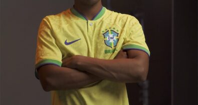 Conmebol sugere que CBF faça mudança inusitada na camisa do Brasil