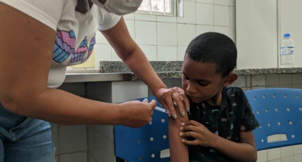 Veja onde tomar a primeira dose de reforço contra Covid em crianças de 5 a 11 anos