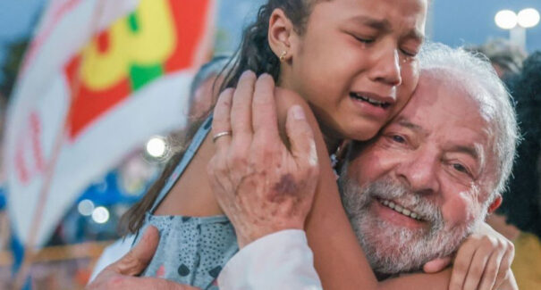 Lula toma posse pela 3ª vez como Presidente da República