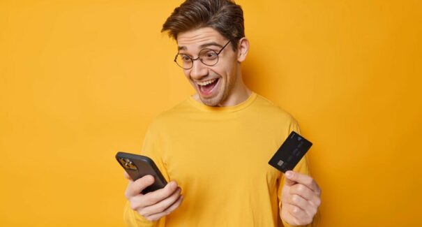 Saiba como funciona sites e apps de cupom e cashback e como usá-los