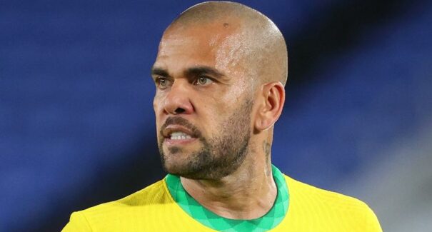 Daniel Alves é detido por suspeita de agressão sexual