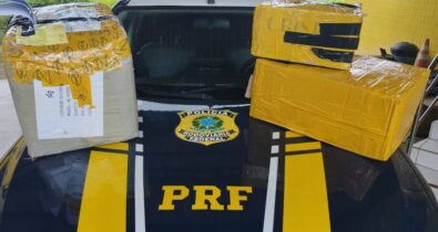 Em Porto Franco, PRF apreende mercadorias contrabandeadas dentro de ônibus
