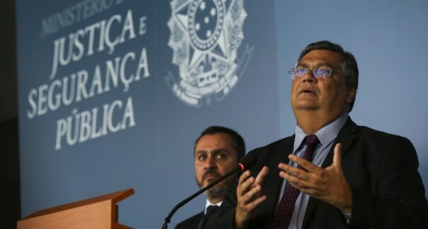 Flávio Dino diz que PF fará novas prisões de participantes de atos golpistas
