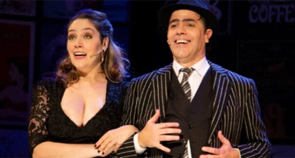 Cláudio Lins e Mariana Gallindo apresentam comédia musical no Teatro Sesc