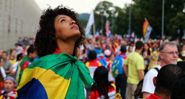 Projeto Social para mulheres jovens que querem iniciar a vida política