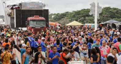 Pré-carnaval continua neste domingo (7), na Avenida Litorânea