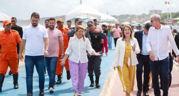 Governadora interina visita dois circuitos do Carnaval do Maranhão, em São Luís
