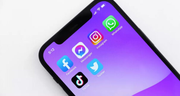 Rede social notificará pais sobre buscas de adolescentes por conteúdo de automutilação