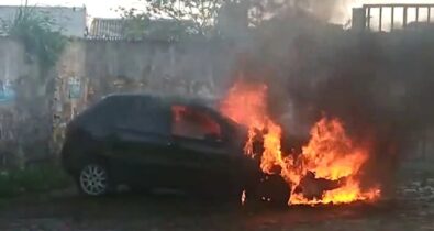 Carro pega fogo na Avenida Jerônimo de Albuquerque, em São Luís