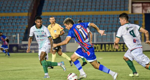 MAC lidera, mas fica só no empate com o Pinheiro