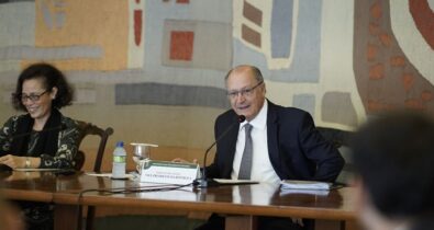 Geraldo Alckmin promete superar meta de 150 bilhões de dólares de comércio bilateral