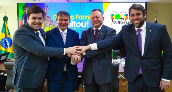 Brandão discute políticas de acesso à alimentação e combate à pobreza, em Brasília